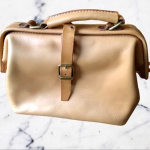 Handmade ARTEMIS Natural leather handbag